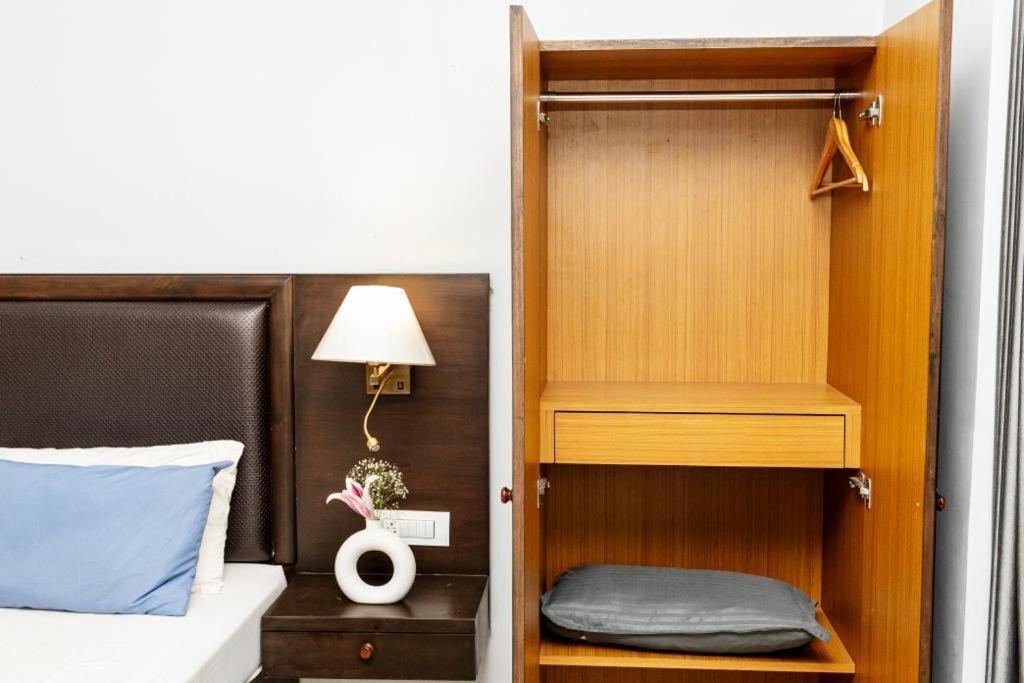 14 Magic Pods Hotel Morjim Bagian luar foto