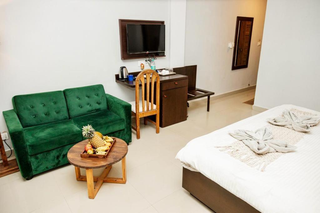 14 Magic Pods Hotel Morjim Bagian luar foto